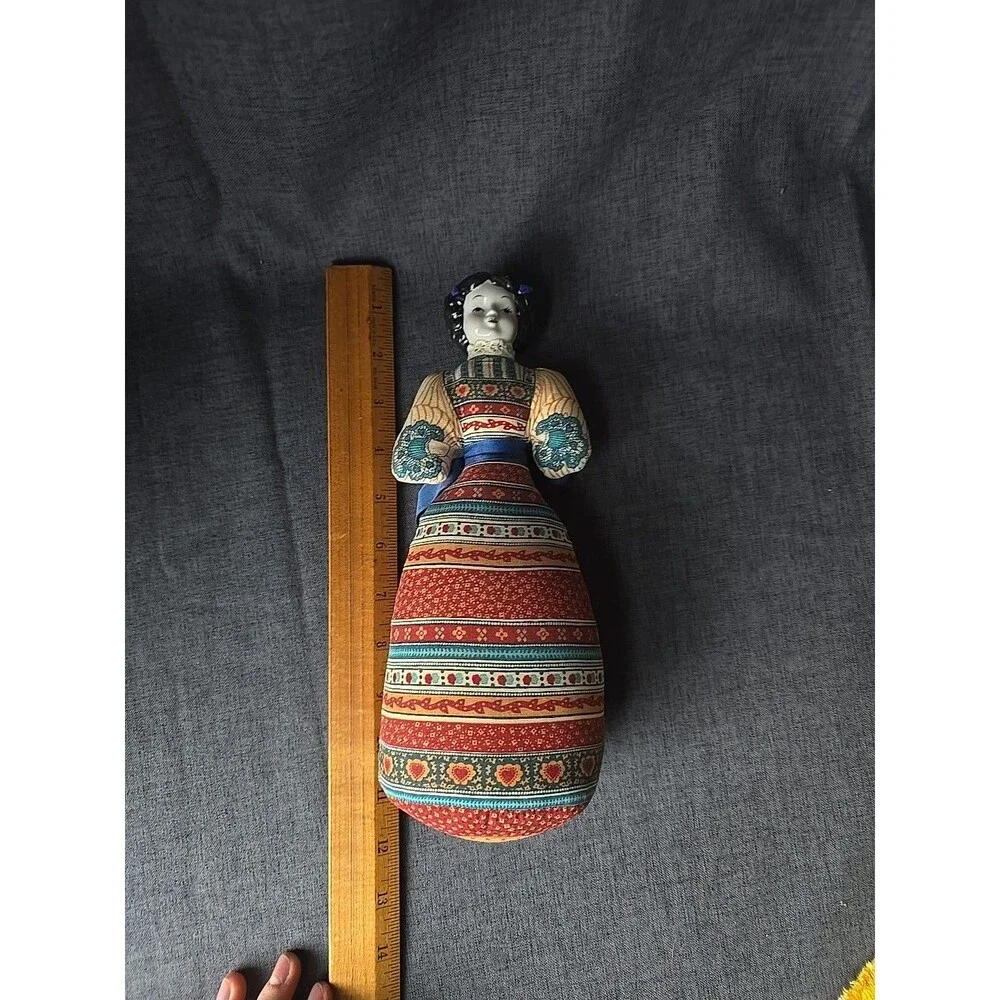 Vintage 1981 Doll Avon American Heirloom Porcelain Head Lavender Sachet 11”